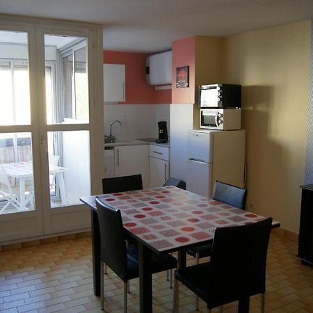 אגדה Lara 1 - Grand T2 Loggia Sans Vis-A-Vis Parking - Pres Centre-Port, Ile Des Loisirs, Plage Richelieu מראה חיצוני תמונה