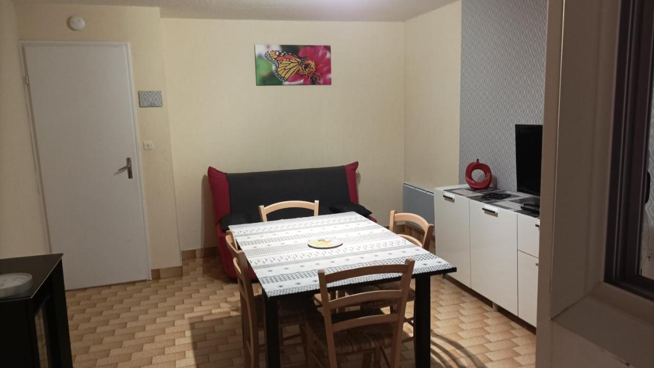 אגדה Lara 1 - Grand T2 Loggia Sans Vis-A-Vis Parking - Pres Centre-Port, Ile Des Loisirs, Plage Richelieu מראה חיצוני תמונה