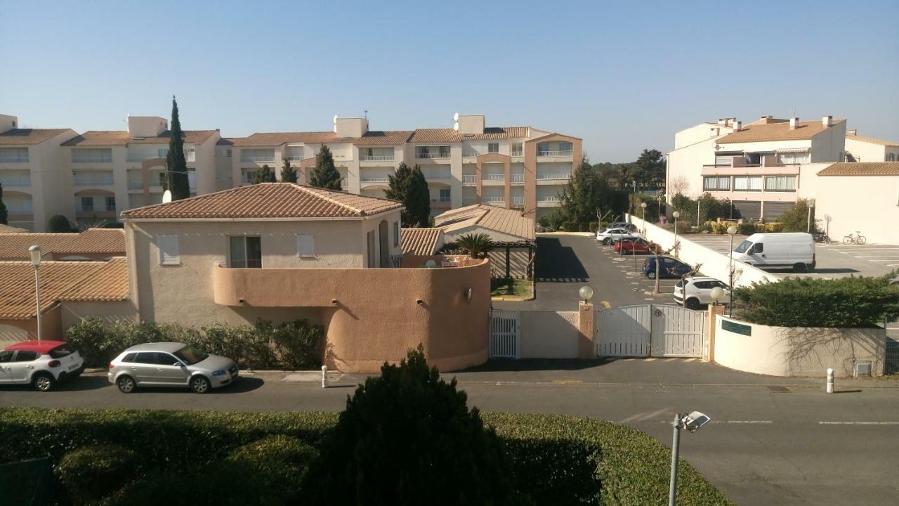 אגדה Lara 1 - Grand T2 Loggia Sans Vis-A-Vis Parking - Pres Centre-Port, Ile Des Loisirs, Plage Richelieu מראה חיצוני תמונה